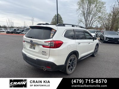 2023 Subaru Ascent Touring - AWD / PANORAMIC SUNROOF / ONE OWNER