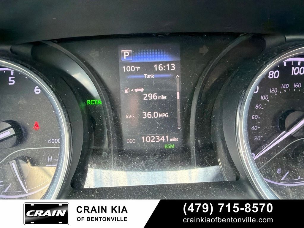 2019 Toyota Camry SE - SUNROOF / CLEAN CARFAX