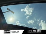 2019 Toyota Camry SE - SUNROOF / CLEAN CARFAX