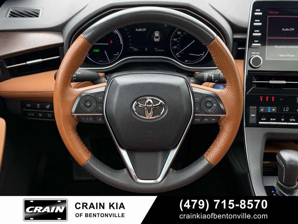 2022 Toyota Avalon Hybrid Limited - SUNROOF / CLEAN CARFAX