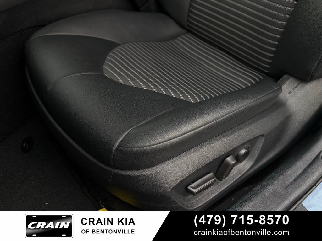 2024 Toyota Camry SE - CARFAX ONE OWNER