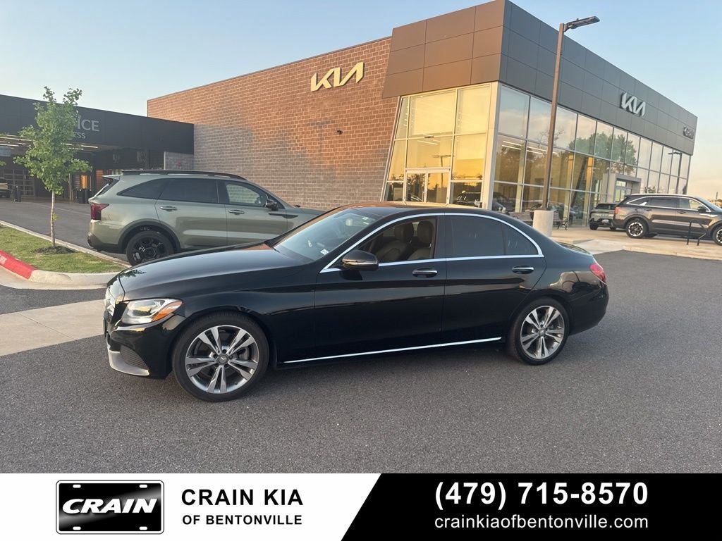 2016 Mercedes-Benz C-Class C300's photo