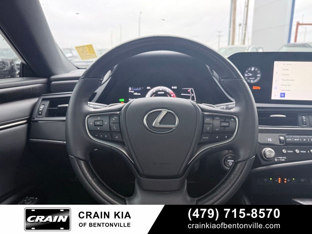 2023 Lexus ES 300h Luxury - CARFAX ONE OWNER