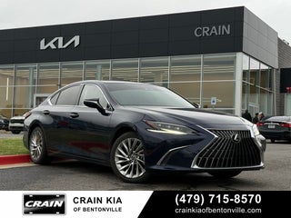 2023 Lexus ES 300h Luxury