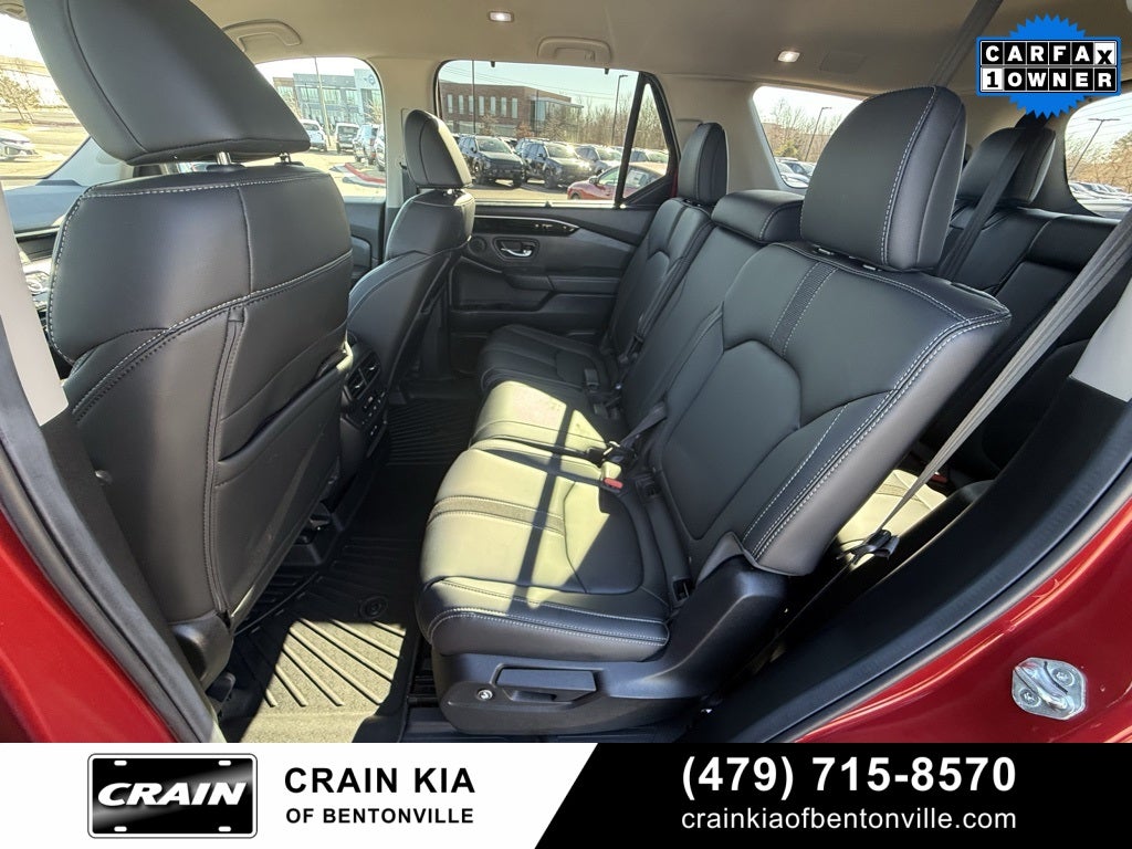 2025 Honda Pilot EX-L - AWD / CLEAN CARFAX / ONE OWNER