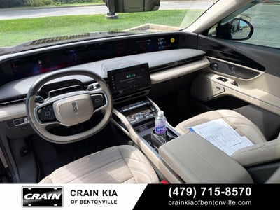 2025 Lincoln Nautilus Reserve - AWD / PANORAMIC SUNROOF / CLEAN CARFAX
