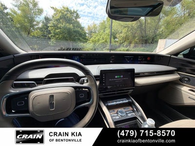 2025 Lincoln Nautilus Reserve - AWD / PANORAMIC SUNROOF / CLEAN CARFAX