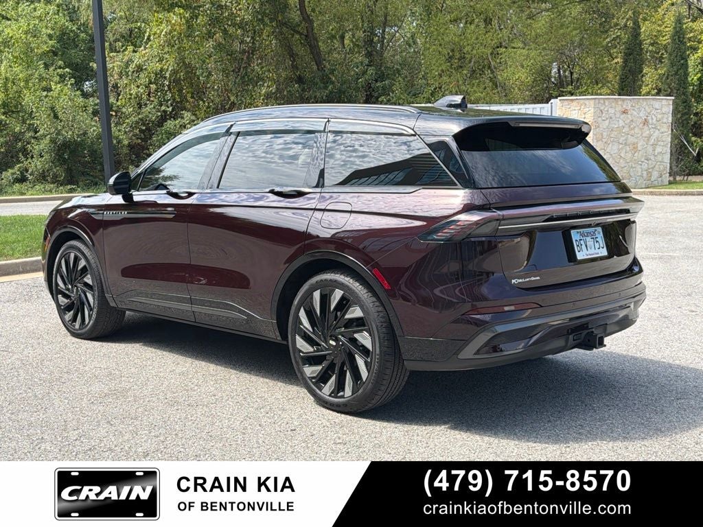 2025 Lincoln Nautilus Reserve - AWD / PANORAMIC SUNROOF / CLEAN CARFAX
