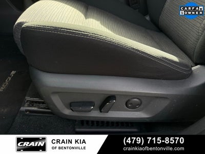 2023 Nissan Rogue SV - CLEAN CARFAX / ONE OWNER