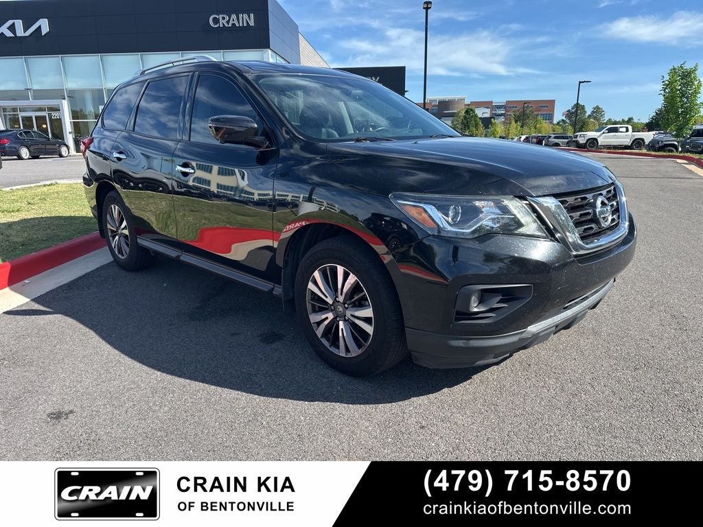 2017 Nissan Pathfinder SL