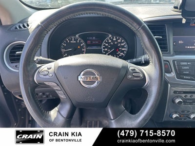 2017 Nissan Pathfinder SL - 4WD / LEATHER / AS-IS DUE TO AGE / MILES