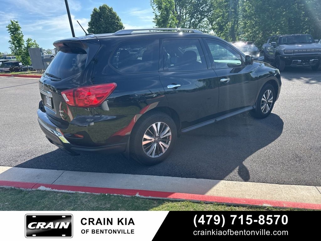 2017 Nissan Pathfinder SL - 4WD / LEATHER / AS-IS DUE TO AGE / MILES