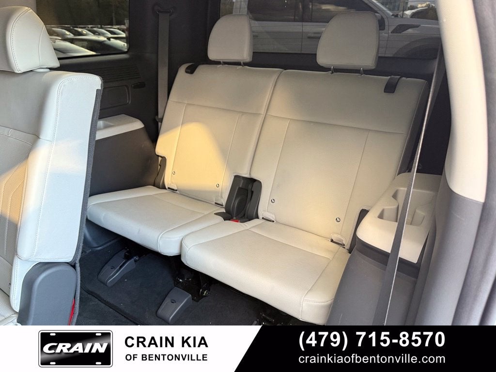 2025 Hyundai Santa Fe SEL - CARFAX ONE OWNER