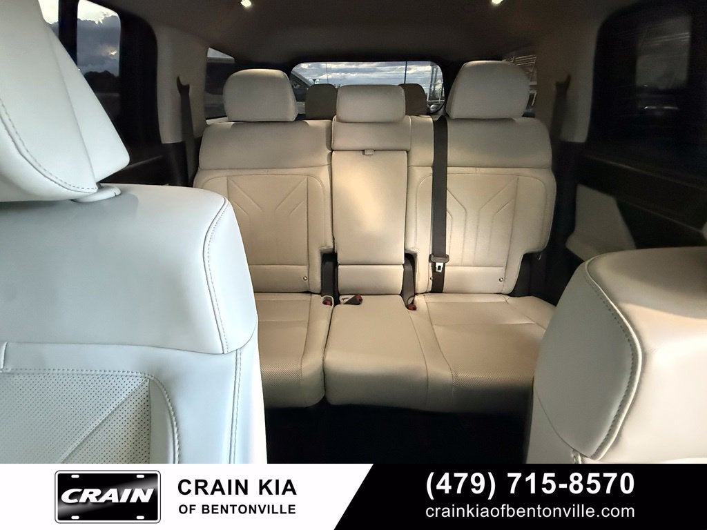 2025 Hyundai Santa Fe SEL - CARFAX ONE OWNER