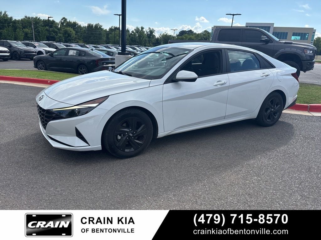 2023 Hyundai Elantra SEL - CLEAN CARFAX