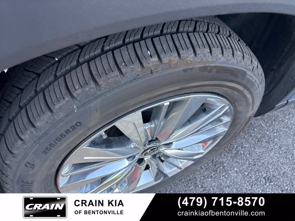 2024 Toyota Grand Highlander Platinum | CARFAX ONE OWNER!