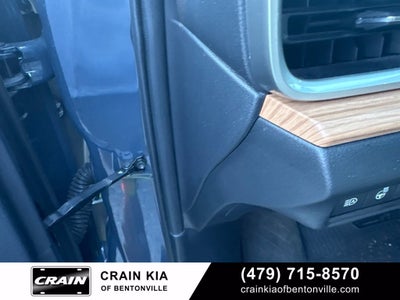 2024 Toyota Grand Highlander Platinum | CARFAX ONE OWNER!