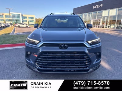 2024 Toyota Grand Highlander Platinum | CARFAX ONE OWNER!