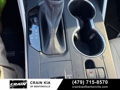 2022 Toyota Highlander XLE - SUNROOF / CLEAN CARFAX / ONE OWNER