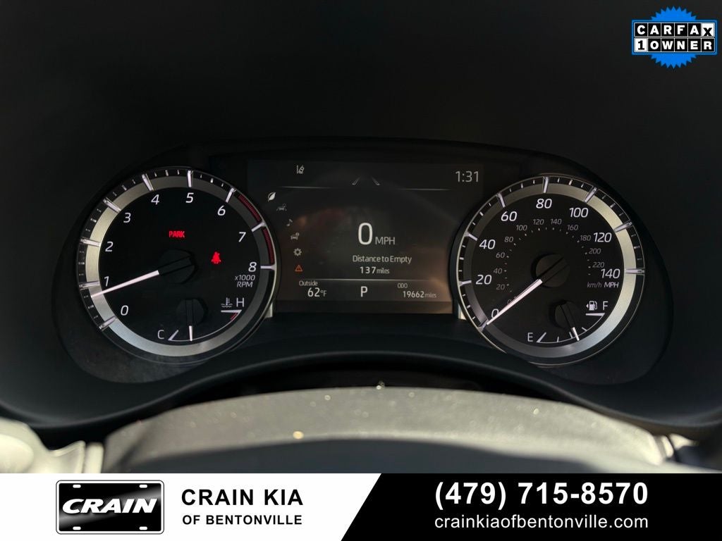 2023 Toyota Highlander XLE - SUNROOF / CARFAX ONE OWNER