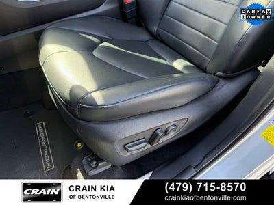 2023 Toyota Highlander XLE - SUNROOF / CARFAX ONE OWNER