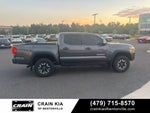 2017 Toyota Tacoma TRD Off-Road Premium V6 - 4WD / SUNROOF / CLEAN CARFAX
