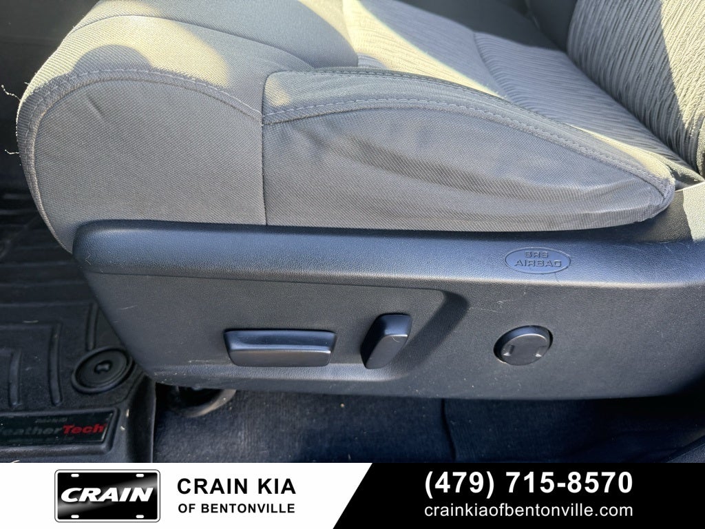 2015 Toyota Tundra SR5 - 4WD