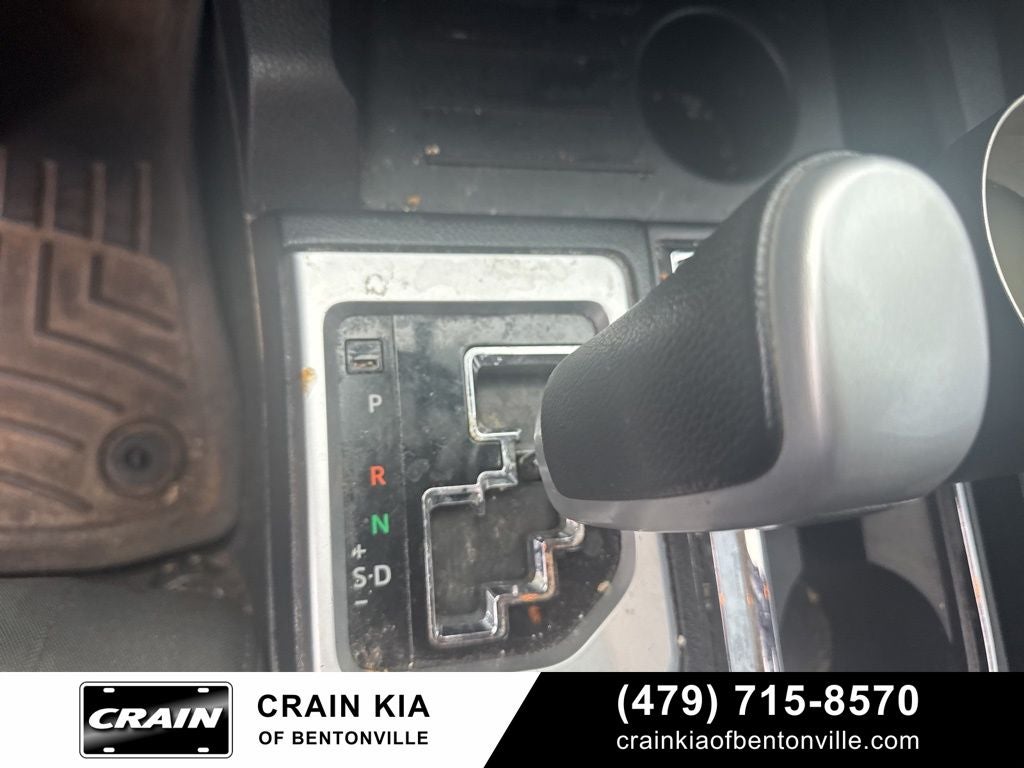 2015 Toyota Tundra SR5 - 4WD / CLEAN CARFAX HISTORY