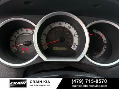 2013 Toyota Tacoma Base - 4WD / CARFAX ONE OWNER