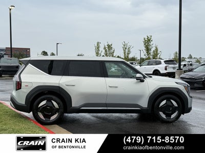 2026 Kia EV9 Light