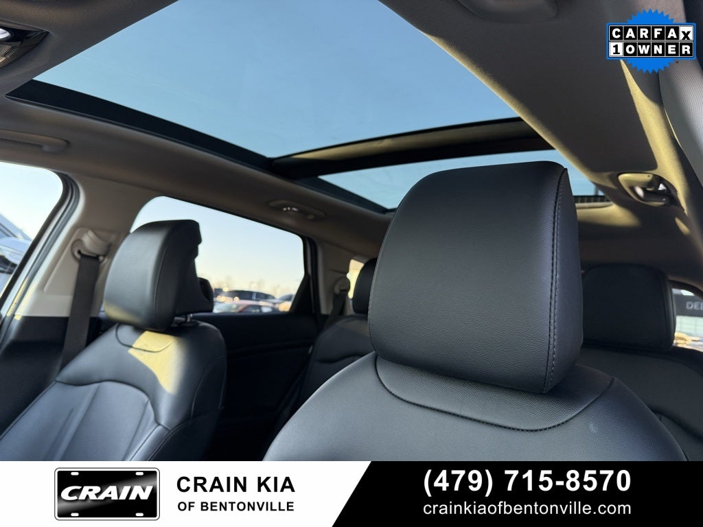 2025 Kia Sportage SX - KIA CPO / PANO ROOF / CARFAX ONE OWNER