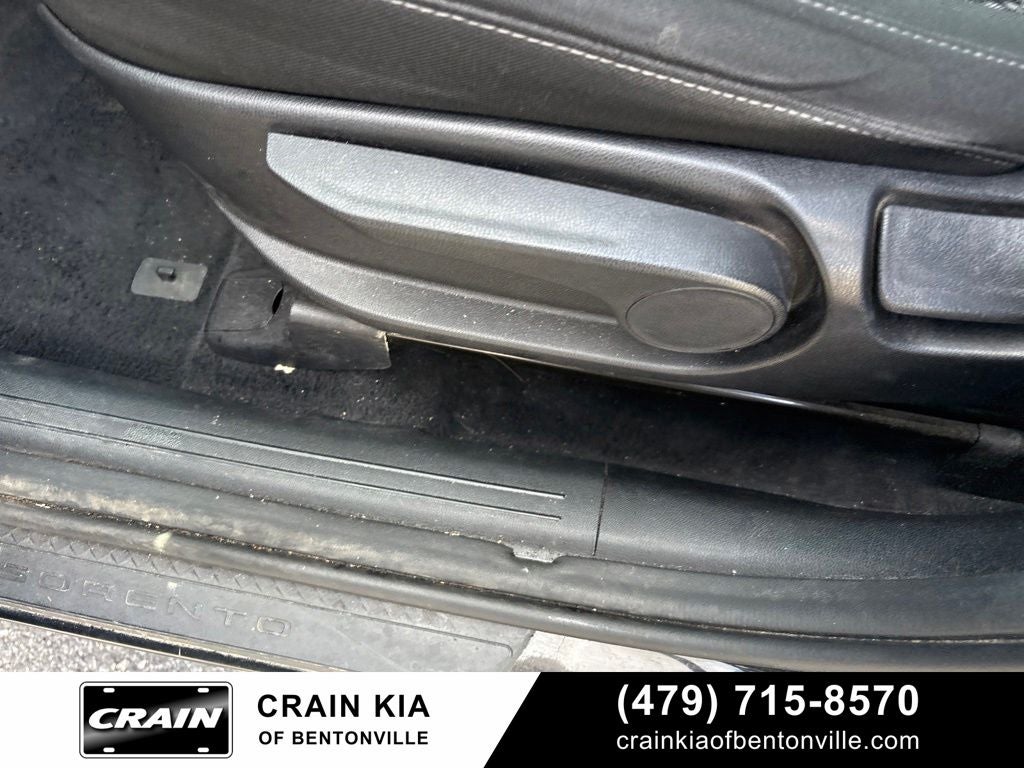 2022 Kia Sorento LX - AWD / CLEAN CARFAX