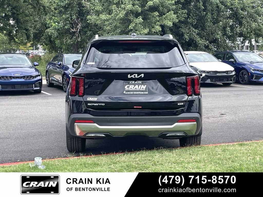 2025 Kia Sorento S