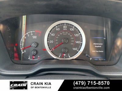 2020 Toyota Corolla SE - CLEAN CARFAX HISTORY