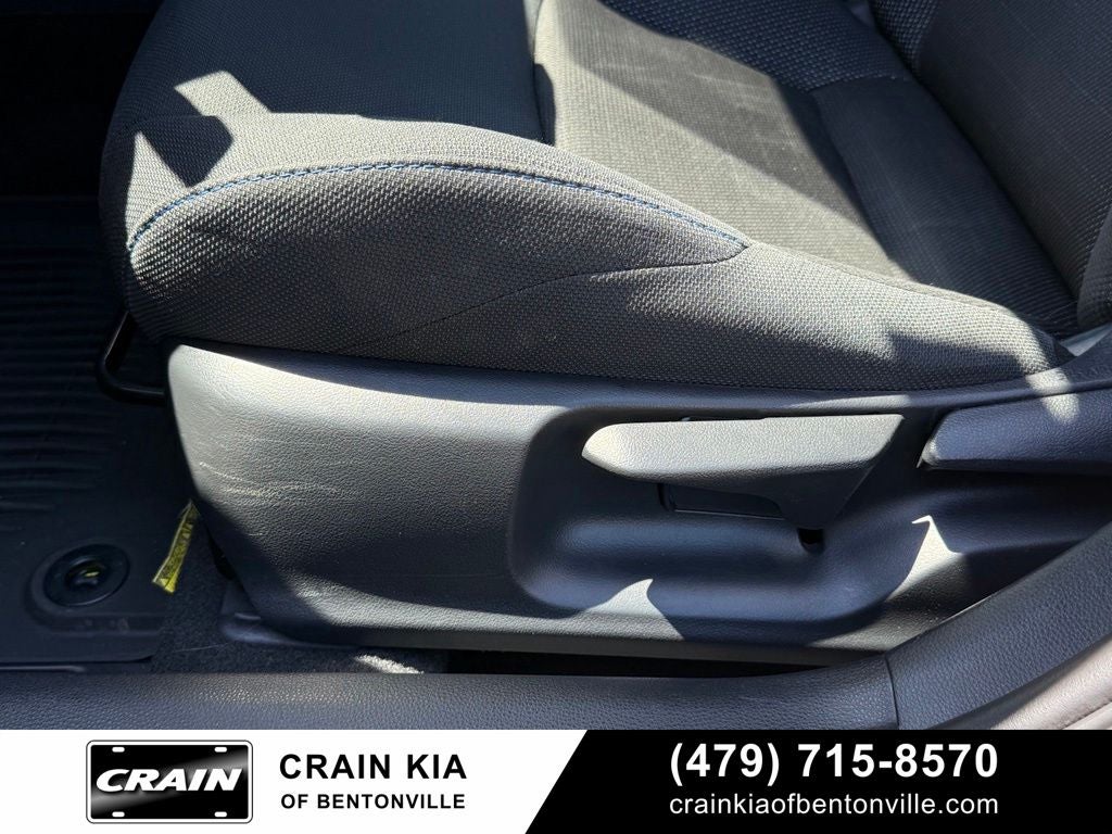 2020 Toyota Corolla SE - CLEAN CARFAX HISTORY