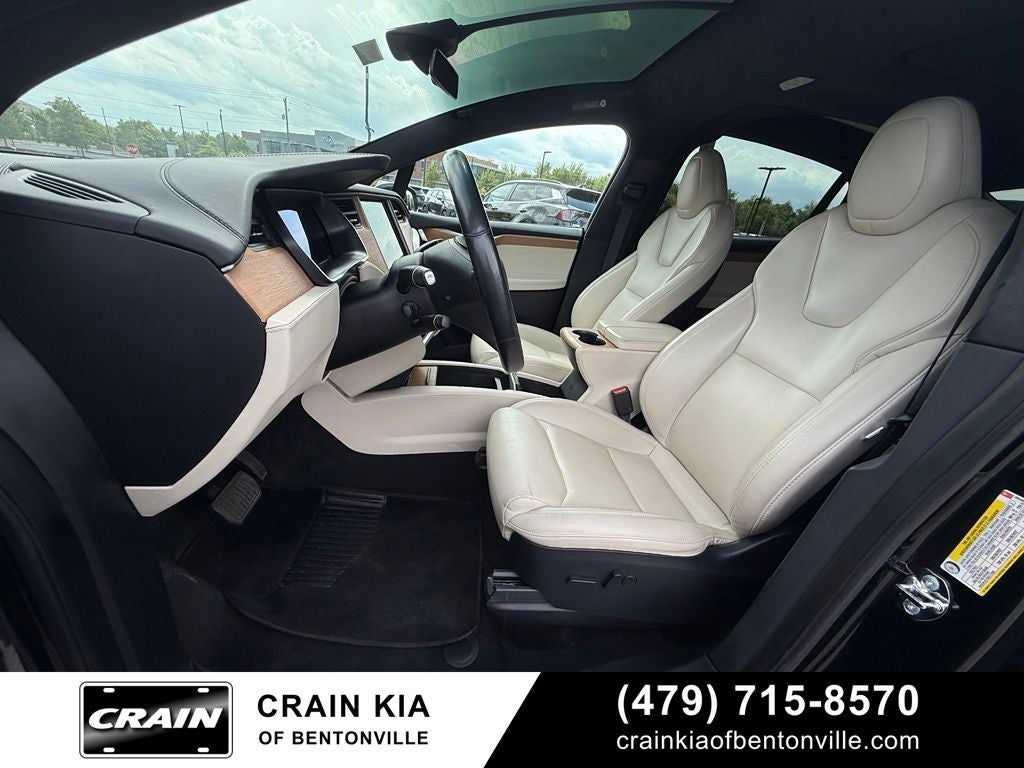 2020 Tesla Model X Long Range - AWD / CLEAN CARFAX