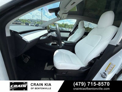 2021 Tesla Model Y Long Range - AWD / CLEAN CARFAX / ONE OWNER