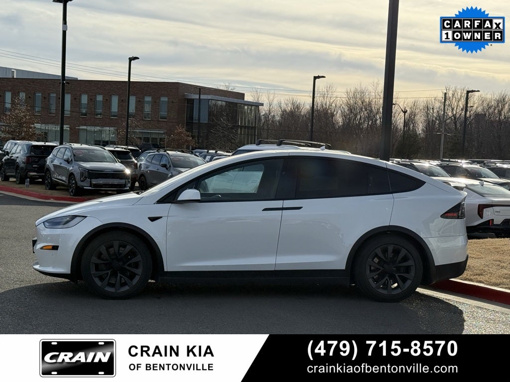 2022 Tesla Model X Base - AWD / CLEAN CARFAX / ONE OWNER