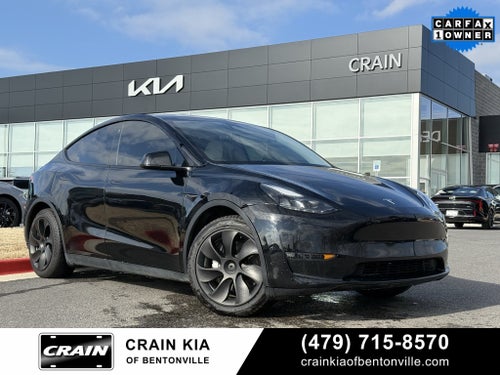 2023 Tesla Model Y Long Range - AWD / 3RD ROW / CLEAN CARFAX / 1 OWNER