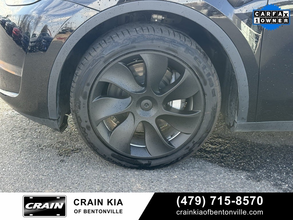 2023 Tesla Model Y Long Range - AWD / 3RD ROW / CLEAN CARFAX / 1 OWNER