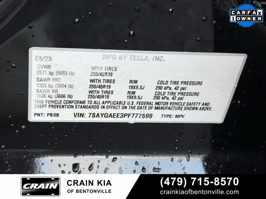 2023 Tesla Model Y Long Range - AWD / 3RD ROW / CLEAN CARFAX / 1 OWNER