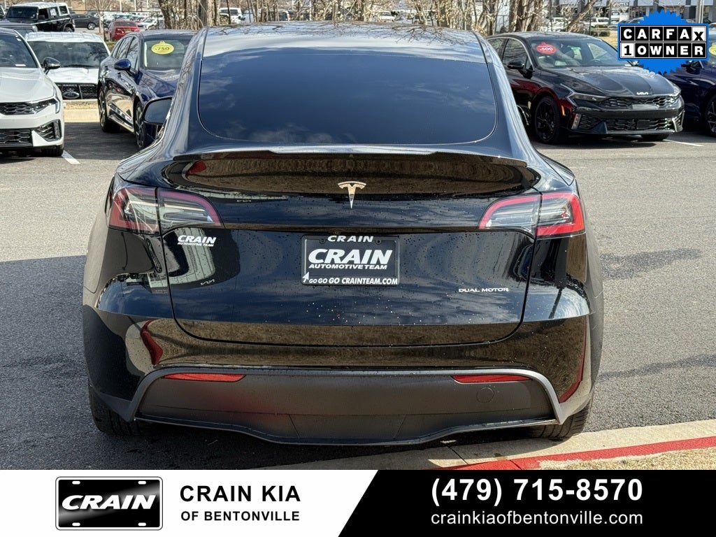 2023 Tesla Model Y Long Range - AWD / 3RD ROW / CLEAN CARFAX / 1 OWNER