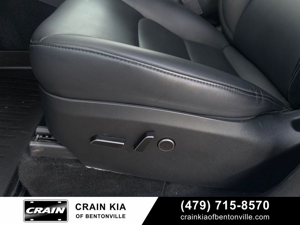 2023 Tesla Model Y Long Range - AWD / CLEAN CARFAX / ONE OWNER