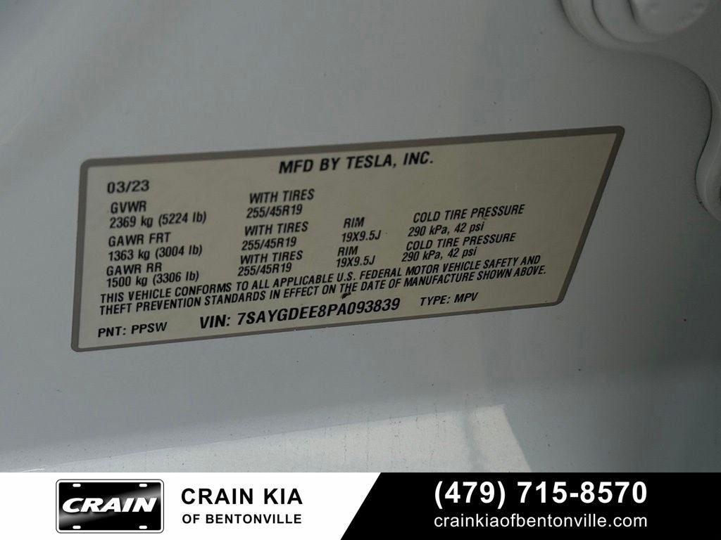 2023 Tesla Model Y Long Range - AWD / CLEAN CARFAX / ONE OWNER