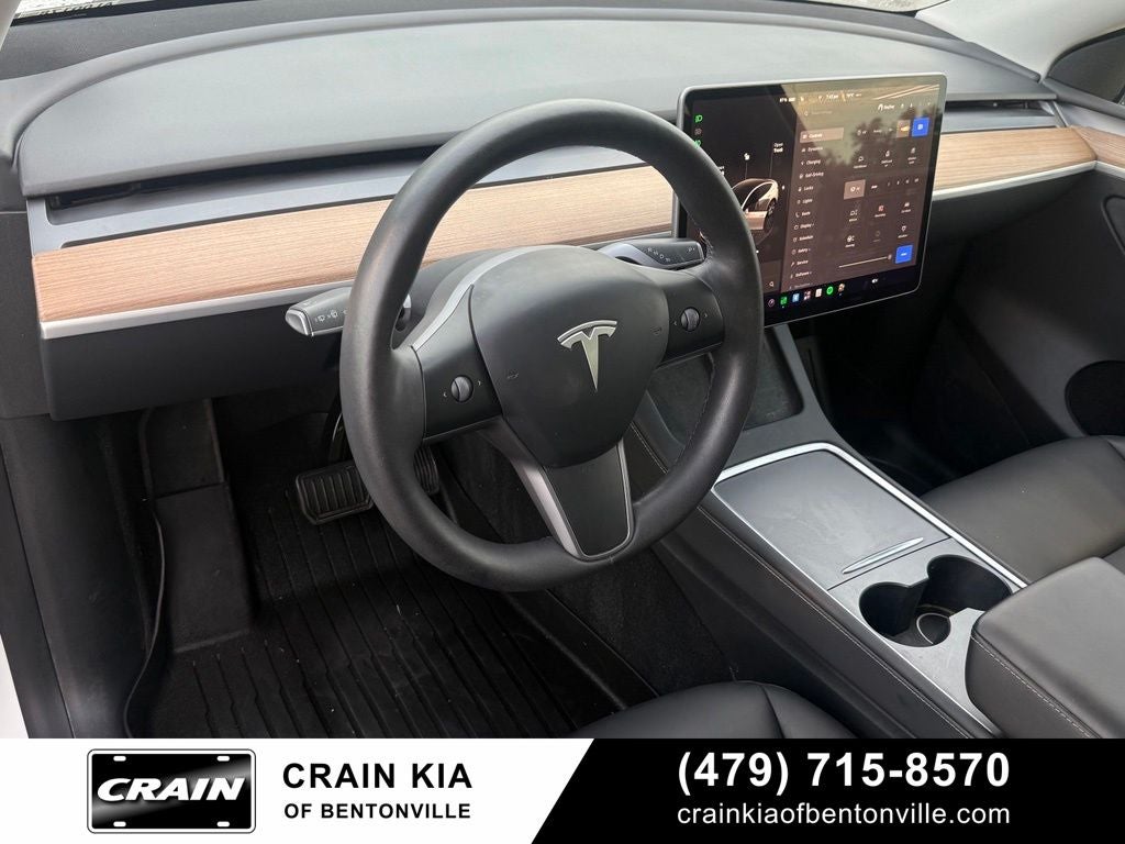 2023 Tesla Model Y Long Range - AWD / CLEAN CARFAX / ONE OWNER