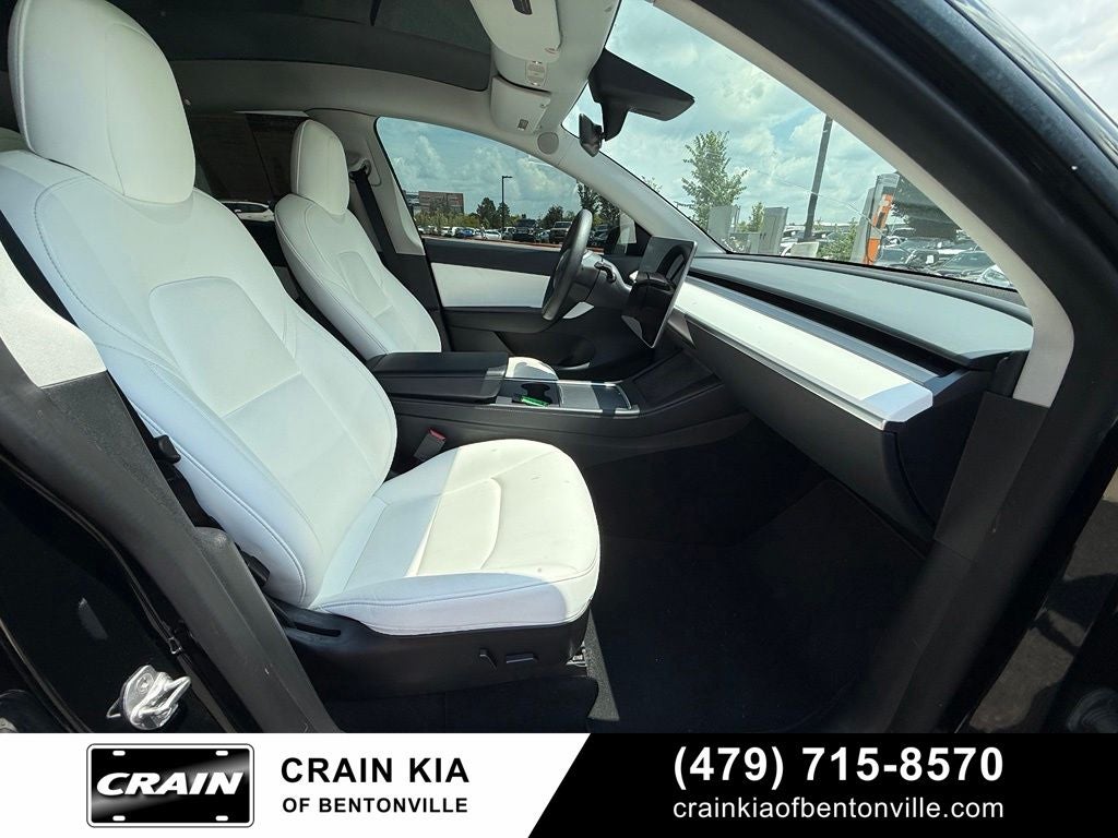 2022 Tesla Model Y Performance - AWD / CLEAN CARFAX / WHITE INTERIOR