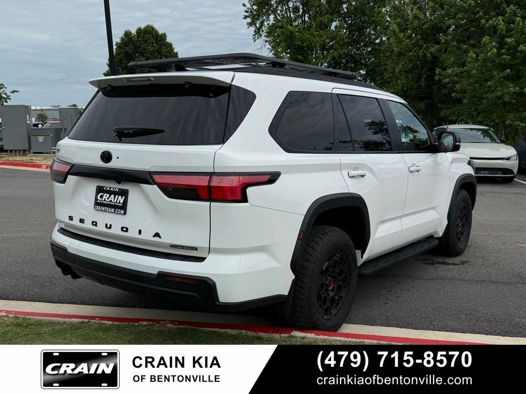 2025 Toyota Sequoia TRD Pro - 4WD / PANORAMIC SUNROOF / ONE OWNER
