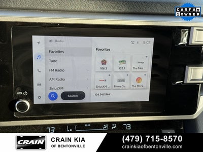 2025 Toyota Sequoia SR5 - 4WD / SUNROOF / CARFAX ONE OWNER