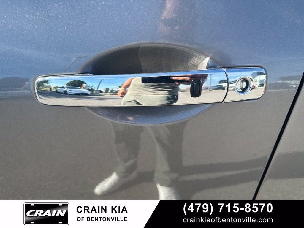 2012 Nissan Rogue SV | CARFAX ONE OWNER!
