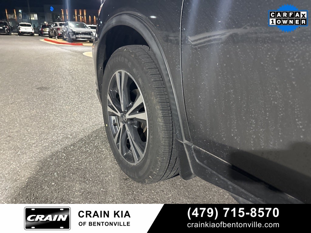 2020 Nissan Rogue SV - AWD / CARFAX ONE OWNER